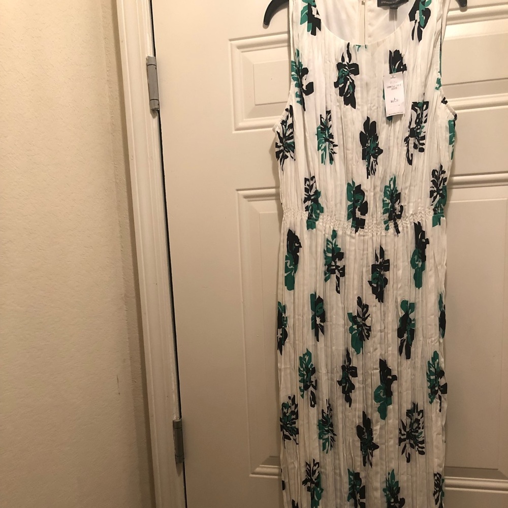 Pleated long maxi dress